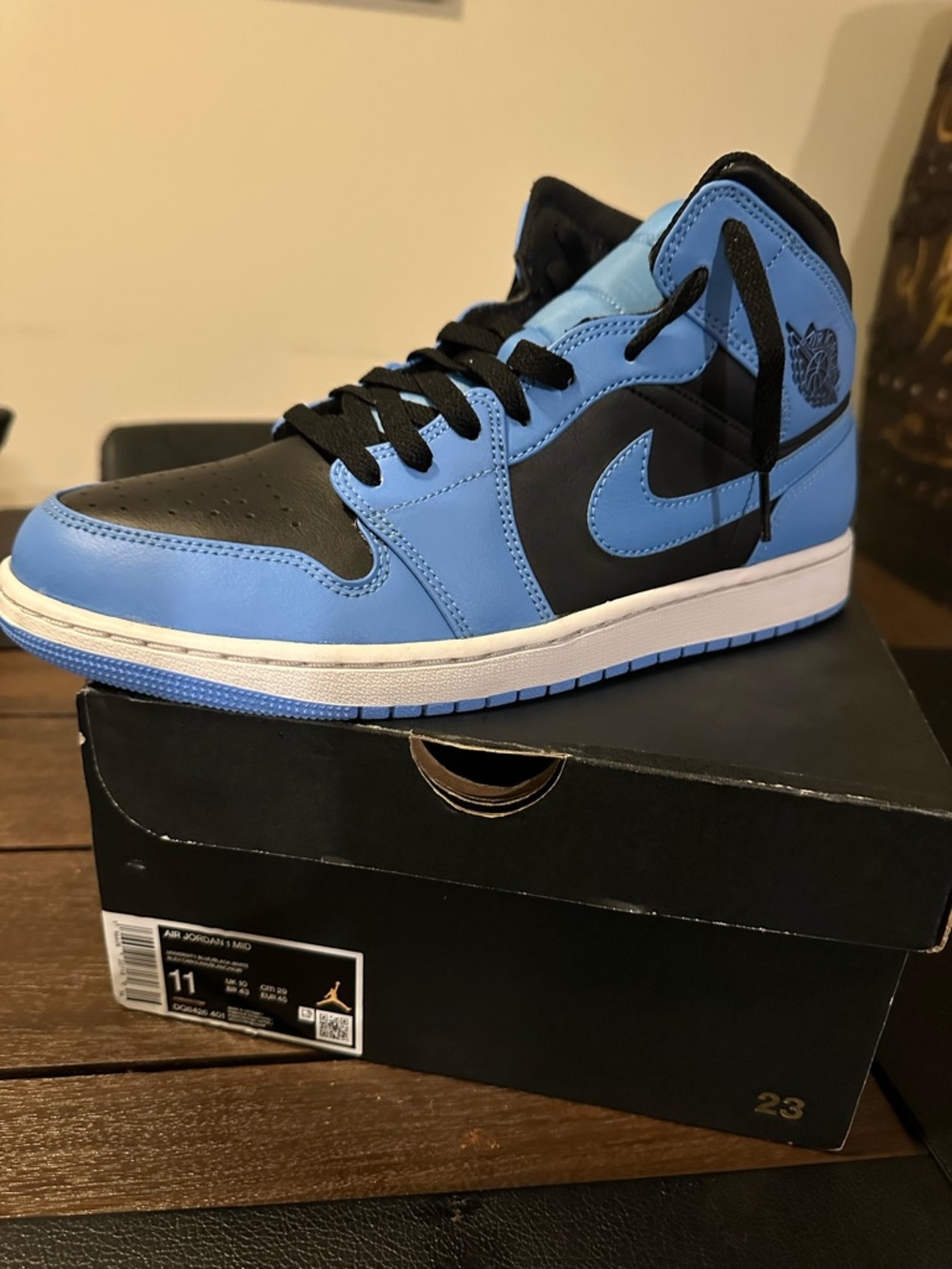 Nike Air Jordan 1 Mid - Black and University Blue